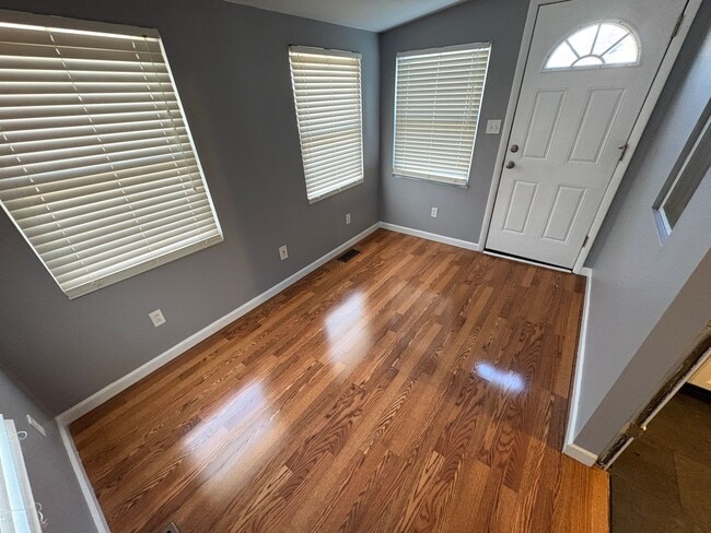 1231 Hoyt Dr in St. Louis, MO - Building Photo - Building Photo