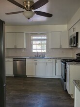 160 Coulwood Dr in Charlotte, NC - Building Photo - Building Photo