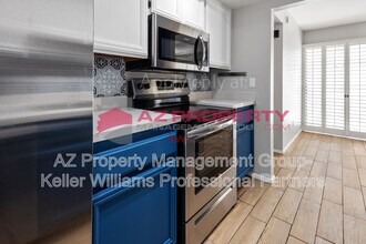 938 E Villa Maria Dr in Phoenix, AZ - Building Photo - Building Photo