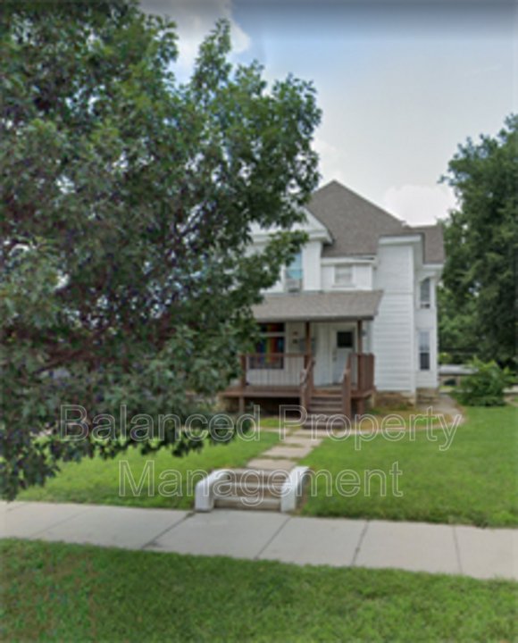 1409 SW Topeka Blvd Photo