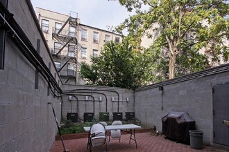 155 E 108th St in New York, NY - Building Photo - Building Photo