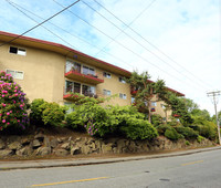 Commodore in Seattle, WA - Foto de edificio - Building Photo