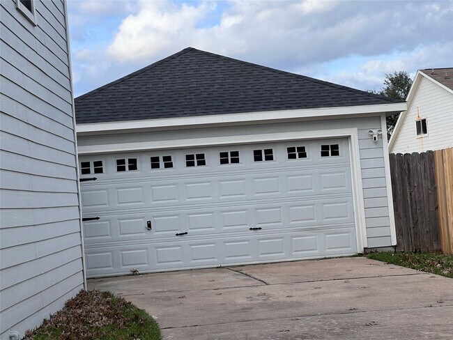 19818 Lindenwick Ct in Cypress, TX - Building Photo - Building Photo