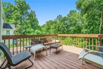 855 River Overlook Dr NW in Lawrenceville, GA - Building Photo - Building Photo