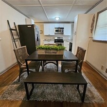 2123 Barbara Ln in Decatur, GA - Foto de edificio - Building Photo