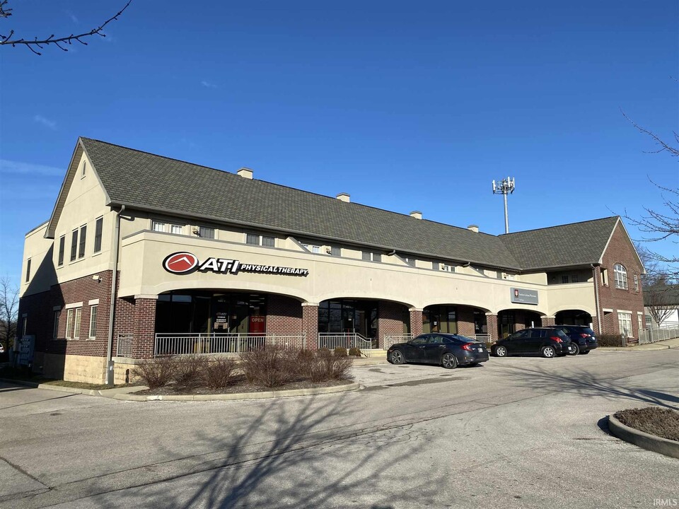 1304 W Arch Haven Ave in Bloomington, IN - Building Photo