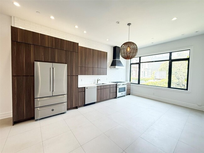 property at 333 Tompkins Ave