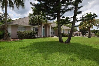 10649 Versailles Blvd in Clermont, FL - Building Photo - Building Photo
