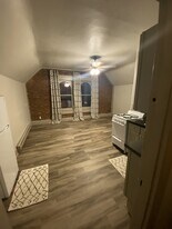 1261 S 1st St, Unit TOP