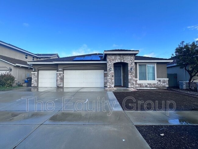 property at 2840 Channel Reef Ave