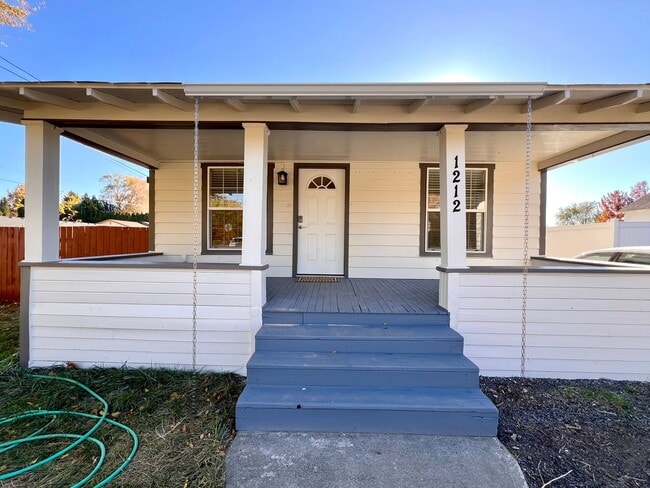 property at 1212 S 18th Ave