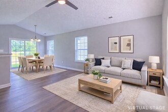 4928 Silverdene St in Raleigh, NC - Foto de edificio - Building Photo