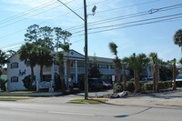 Colonial Lane Apartments - Colonial Lane Apartments in Daytona Beach, Florida