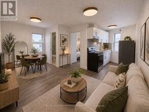 2039 Davenport Rd in Toronto, ON - Building Photo - Building Photo