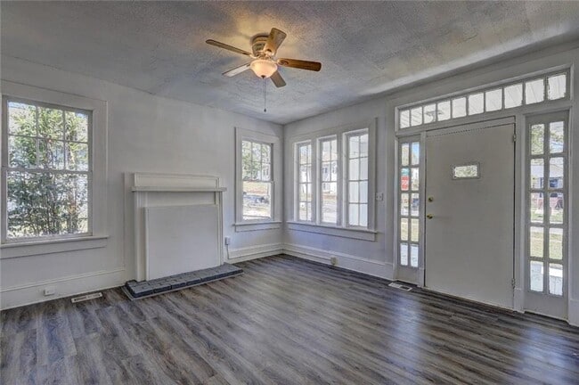 1045 Crescent Ave in Macon, GA - Building Photo - Building Photo