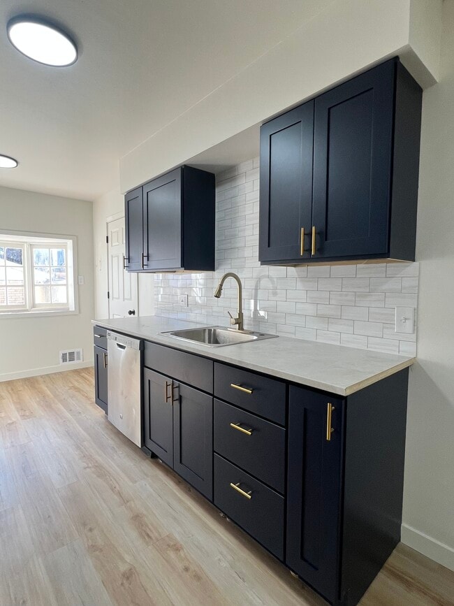 8771 Oakwood St, Unit #A in Westminster, CO - Building Photo - Building Photo