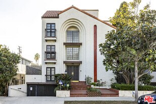 818 6th St in Santa Monica, CA - Building Photo