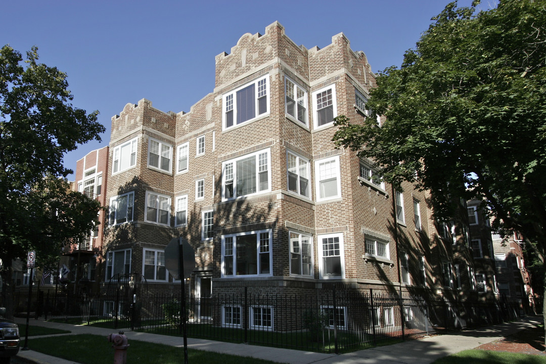 6501 N Bosworth in Chicago, IL - Building Photo