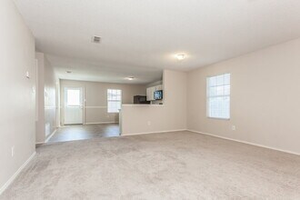 918 Anvil Creek Dr in Arlington, TX - Foto de edificio - Building Photo