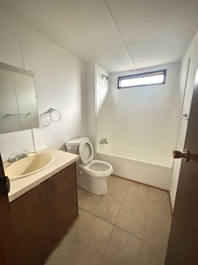 108 Saxon Dr in Piedmont, SC - Building Photo - Building Photo