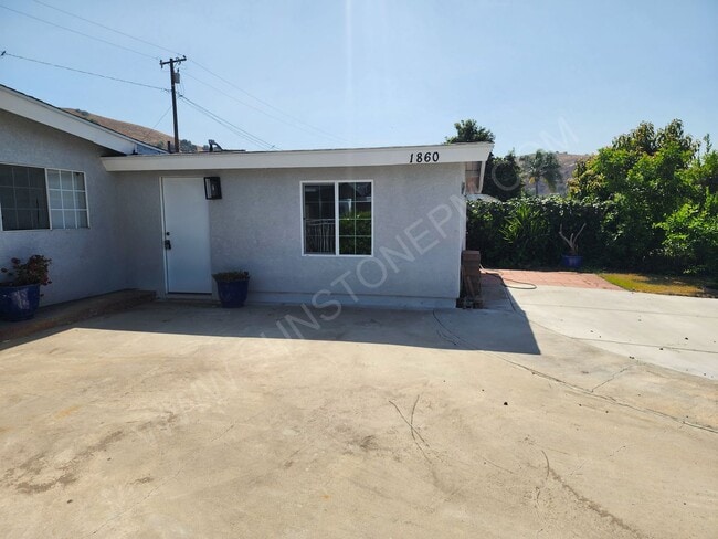 1862 Denison St in Pomona, CA - Building Photo - Building Photo