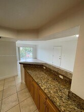 5231 Geneva Ct in Doral, FL - Building Photo - Building Photo