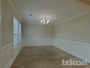 2440 Lunetta Ln in Alpharetta, GA - Foto de edificio - Building Photo