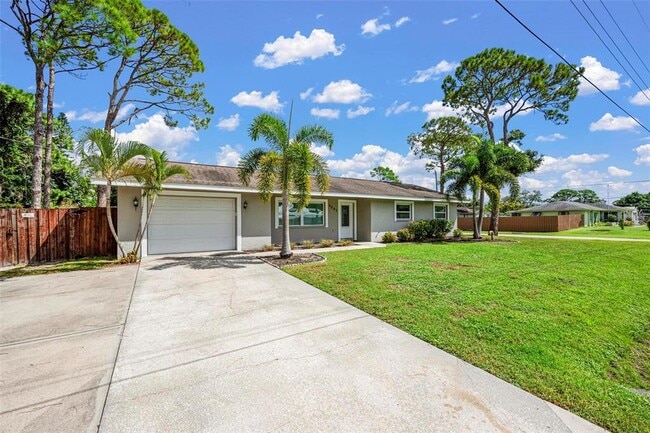 4543 Galway Dr in Sarasota, FL - Building Photo - Building Photo
