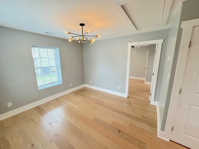 121 W 57th St in Savannah, GA - Building Photo - Building Photo