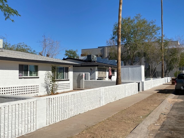 4128 E Moreland St in Phoenix, AZ - Building Photo