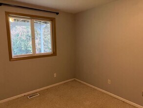 26525 Fox Hill Dr N in Stanwood, WA - Building Photo - Building Photo