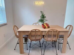 1720 NE 146th St in Miami, FL - Building Photo - Building Photo
