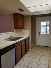 5029 Winder Ct-Unit -B in North Richland Hills, TX - Building Photo - Building Photo