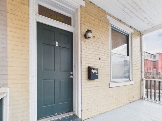 268 Delaware St in Harrisburg, PA - Building Photo - Building Photo