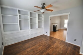 4400 Greensbury Dr in New Albany, OH - Building Photo - Building Photo