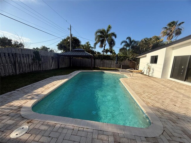 property at 5001 NE 23rd Ave