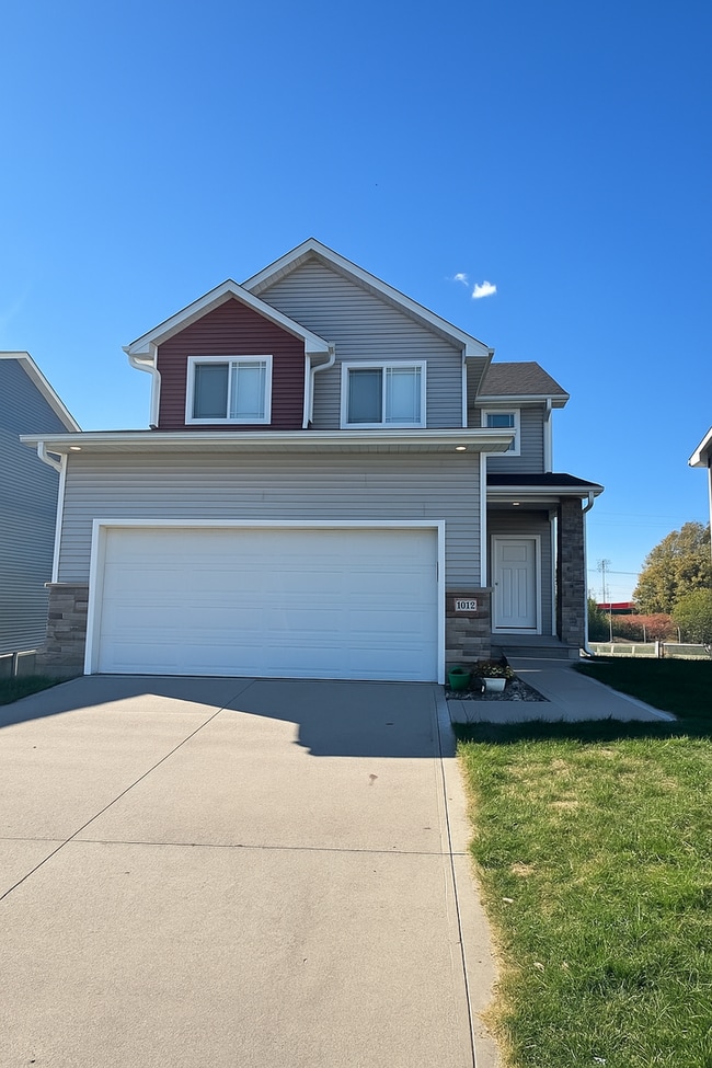 property at 1612 Bennetts Way NW