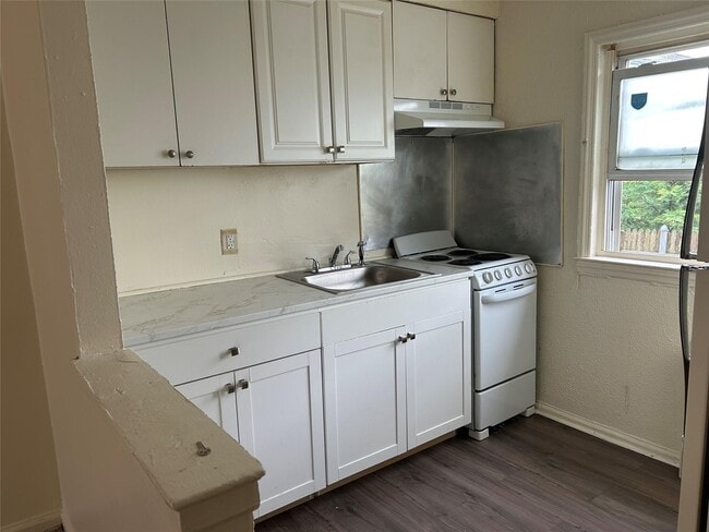 property at 431 E Broadway
