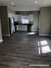 9 Dehon St, Unit 3 in Revere, MA - Building Photo - Building Photo