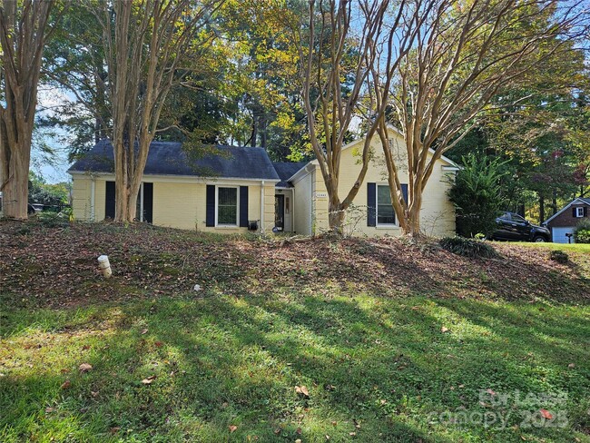 property at 10443 Sardis Oaks Rd