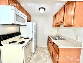 45 N Liverpool St in Manchester, PA - Building Photo - Building Photo