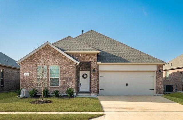 10306 Twisting Spgs Dr in Krugerville, TX - Building Photo