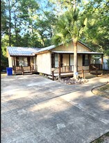 8411 Keith Rd in Lumberton, TX - Building Photo