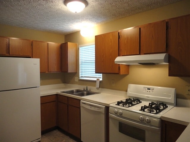 1565 Tall Meadows Dr in Columbus, OH - Foto de edificio - Building Photo