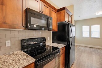 3566 E Grand Forest Dr in Boise, ID - Building Photo - Building Photo
