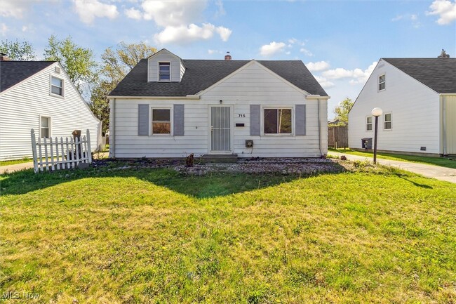 property at 715 E 258th St