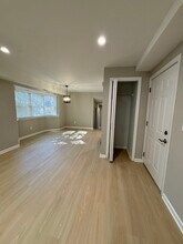 1101 Boston Post Rd in Rye, NY - Building Photo - Building Photo
