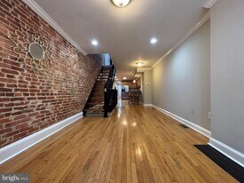 1122 W Hamburg St in Baltimore, MD - Building Photo
