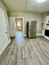 127 W Penn Ave in Wernersville, PA - Foto de edificio - Building Photo