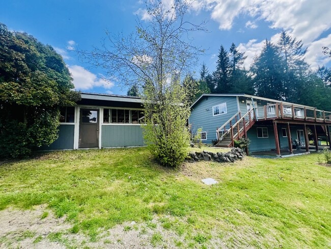 property at 11416 143rd St Ct NW